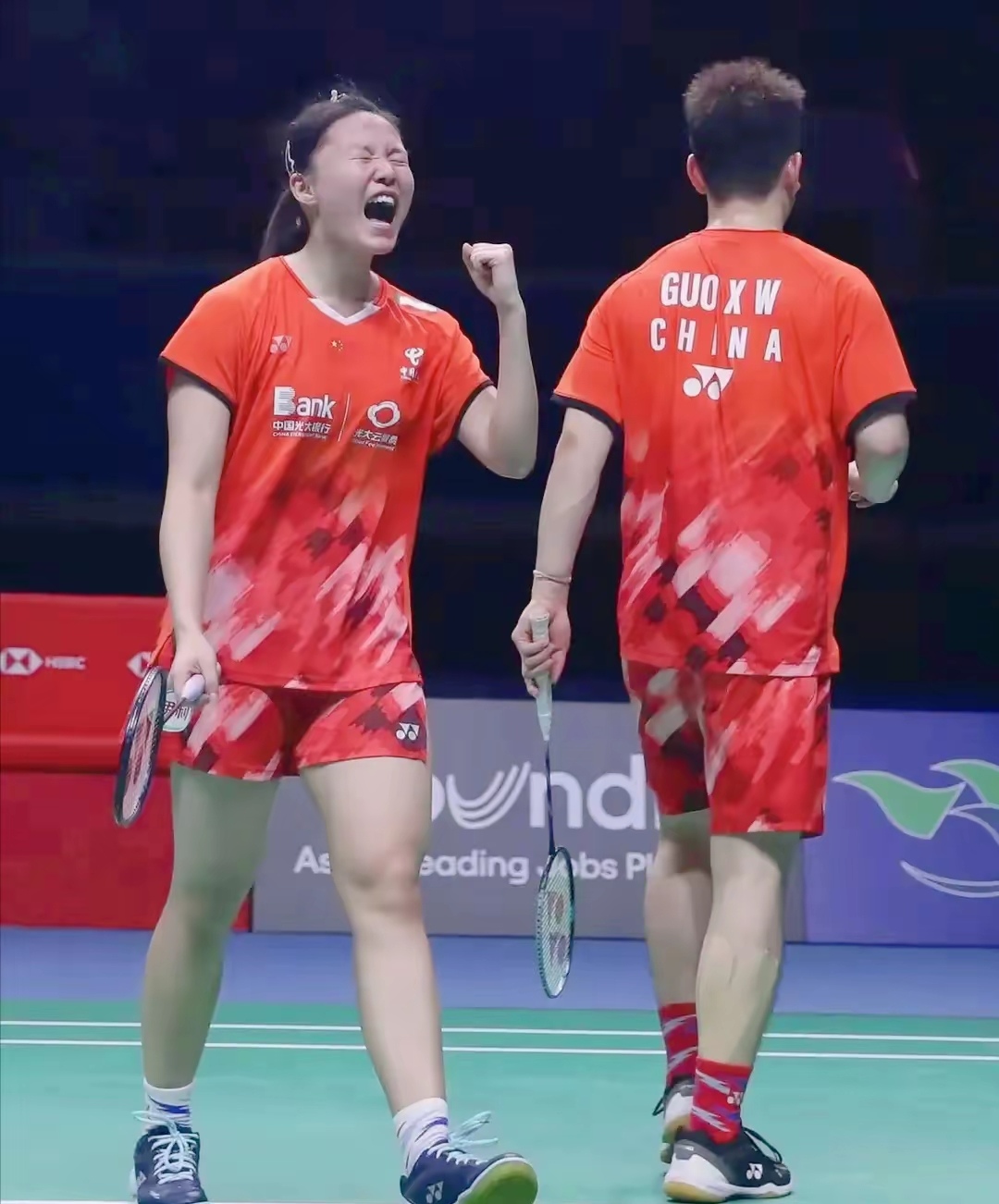 ju11.co-东西部冠军争夺赛持续激烈，实力对比(东西部决赛)